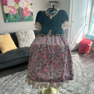 Girls costume size 7/8